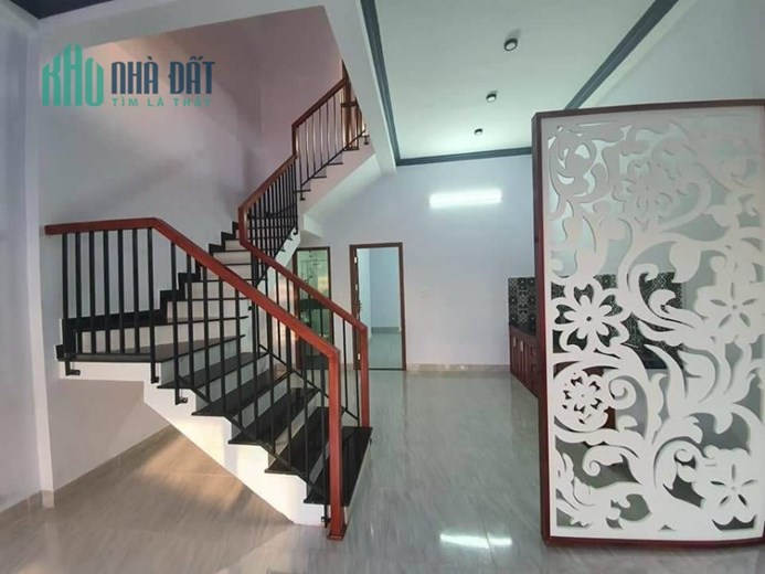 Chỉ 2.350 tỷ có nhà SỔ HỒNG RIÊNG, 2PN, 2WC Phường Tân Thới Nhất Quận 12.