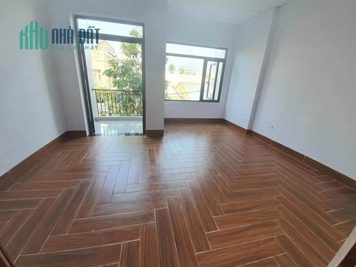 Chỉ 2.350 tỷ có nhà SỔ HỒNG RIÊNG, 2PN, 2WC Phường Tân Thới Nhất Quận 12.