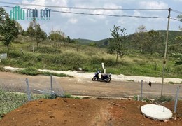Kẹt tiền bán gấp lô đất Bảo Lâm, đang xây nhà gần 200m2 giá chỉ 850tr