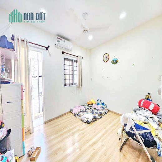 Nhà Bán Phan Văn Trị, Gò Vấp, Emart, 3 Tầng BTCT. Chỉ 3 Tỷ x (TL)