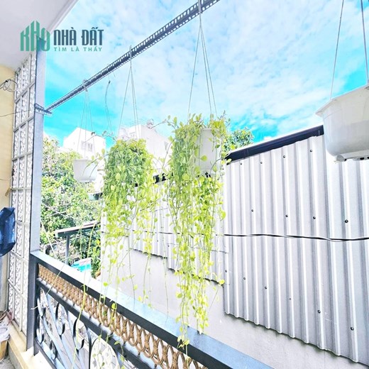 Nhà Bán Phan Văn Trị, Gò Vấp, Emart, 3 Tầng BTCT. Chỉ 3 Tỷ x (TL)