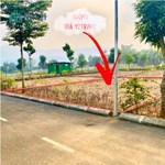 Bán lô đất 160m² cạnh trường tiểu học Đông Xuân mặt tiền 10m cạnh 16m vuông vắn xây biệt thự nhà
