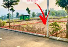 bán gấp  lô đất 160m² cạnh trường tiểu học Đông Xuân mặt tiền 10m cạnh 16m vuông vắn xây biệt thự