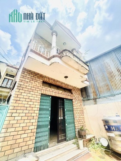 Bán đất tặng CHDV Tân Bình giáp Q10, 124m2 ngang 7.5m, 3 tầng, 6Pn chỉ 60tr/m