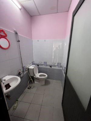 💥 Nhà Mặt tiền gần chợ Bà Quẹo, trệt trống suốt 90m2, 17 triệu