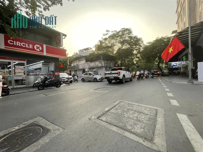 Bán Nhà Mặt Phố Thụy Khuê Quận Tây Hồ. 92m Mặt Tiền 7,7m Nhỉnh 17 Tỷ. Cam Kết Ảnh Thật Mô Tả Chính