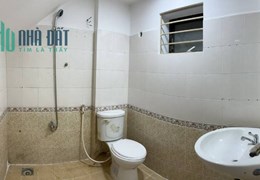 Cho thuê nguyên căn căn hộ chung cư M3 Tôn Thất Thuyết, quận 4 : - Kết cấu trệt, 2 lầu 2 mặt tiền