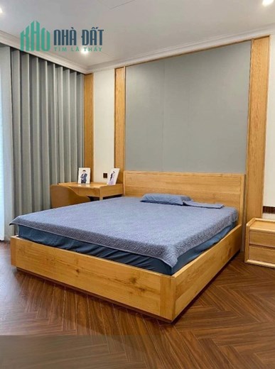 VIP !! Bán biệt thự đơn lập KDT Trung Hòa 250mx4T oto vỉa hè 50 ty sang trọng Cầu giấy tặng NT cao