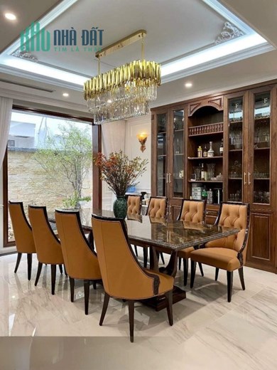VIP !! Bán biệt thự đơn lập KDT Trung Hòa 250mx4T oto vỉa hè 50 ty sang trọng Cầu giấy tặng NT cao