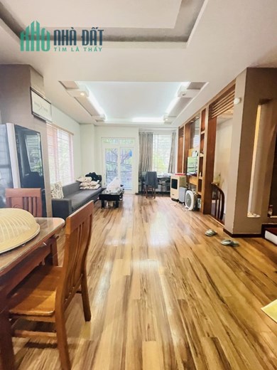 Lô góc Gara Ô tô tránh Nguyễn Khang 55m2, 5T, MT 6m, KD, ngõ thông, 11.8 tỷ