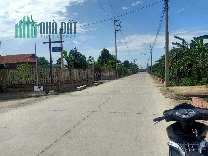 Bán 3000m2 đất Văn Bình Thường Tín, sát Quán Gánh sẵn nhà vườn siêu đẹp.