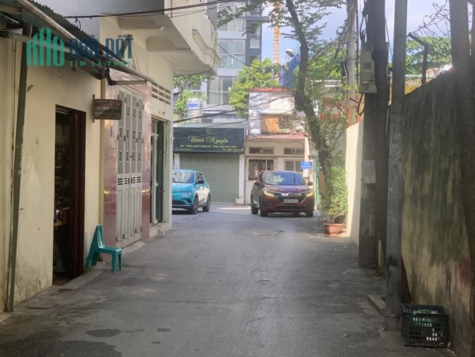 NGUYỄN PHONG SẮC - CẦU GIẤY - 30M2 X 6 TẦNG - MT 3.7M - Ô CHỜ THANG MÁY - Ô TÔ TRÁNH - NHỈNH 7 TỶ