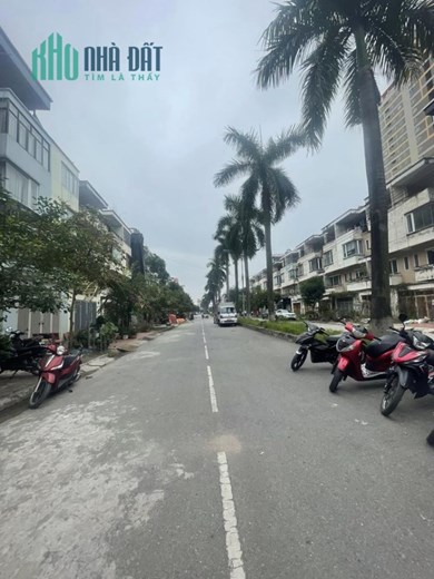 Nhỉnh 8 tỷ sở hữu hơn 90m LK Tân Tây Đô. Sẵn KD cho thuê dòng tiền ổn định. 
Ib xem nhà: 0916731784