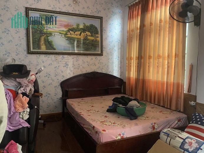 Bán Nhà 3 Tầng Cách đường Đồng Nai chỉ 30m, Nằm NGay Chợ Đồng Nai,Sổ Đỏ Hoàn Công