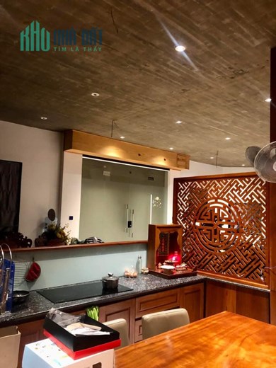 BIỆT THỰ HIỆN ĐẠI - THƠM MÙI GỖ ĐỎ, NỘI THẤT ĐIỀU KHIỂN TỪ XA - ĐẲNG CẤP GIỮA TRUNG TÂM GÒ VẤP