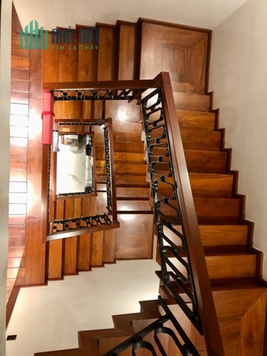 BIỆT THỰ HIỆN ĐẠI - THƠM MÙI GỖ ĐỎ, NỘI THẤT ĐIỀU KHIỂN TỪ XA - ĐẲNG CẤP GIỮA TRUNG TÂM GÒ VẤP