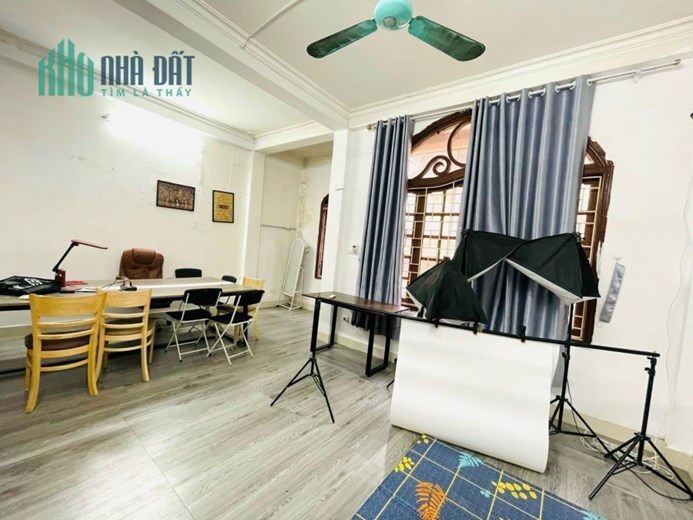 Bán nhà phố Hào Nam 50m MT 6m vị trí vàng cực hiếm kinh doanh oto đỗ giá 8 tỷ