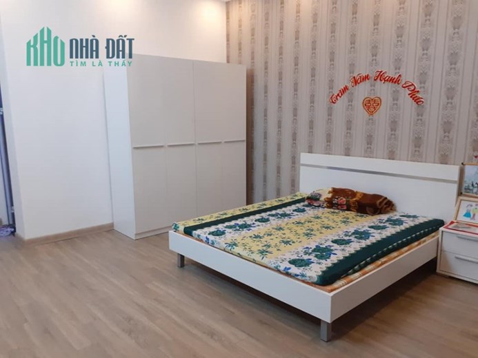 Bán nhà Nguyễn Tri Phương Phường 4 Quận 10 102m2 ngang khủng 7.5m chỉ 8.X tỷ