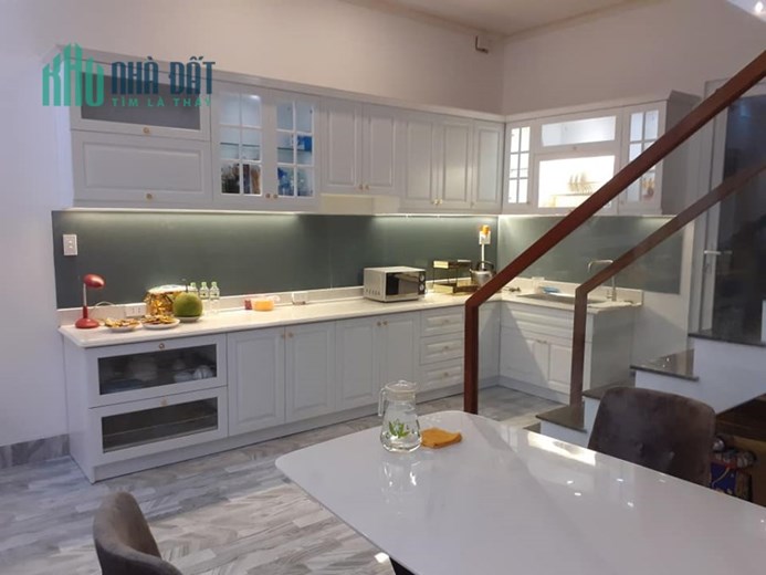 Bán nhà Nguyễn Tri Phương Phường 4 Quận 10 102m2 ngang khủng 7.5m chỉ 8.X tỷ