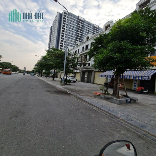 Siêu phẩm kinh doanh Shophouse view hồ điều hòa phố Thuận An, Trâu Quỳ. Lh 
0989894845.