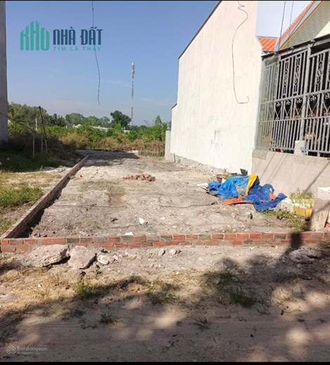 BÁN ĐẤT KHU PHỐ VẠN HẠNH, P. PHÚ MỸ, BRVT CÓ 142M2 THỔ CƯ, MUA 3 TỶ NAY BÁN GIẢM 800TR CÒN 2TỶ2