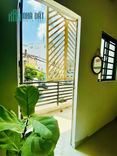 Cần Pass phòng trọ ban công tầng 1, cực gần Etown đường Bình Giã ,Quận Tân Bình