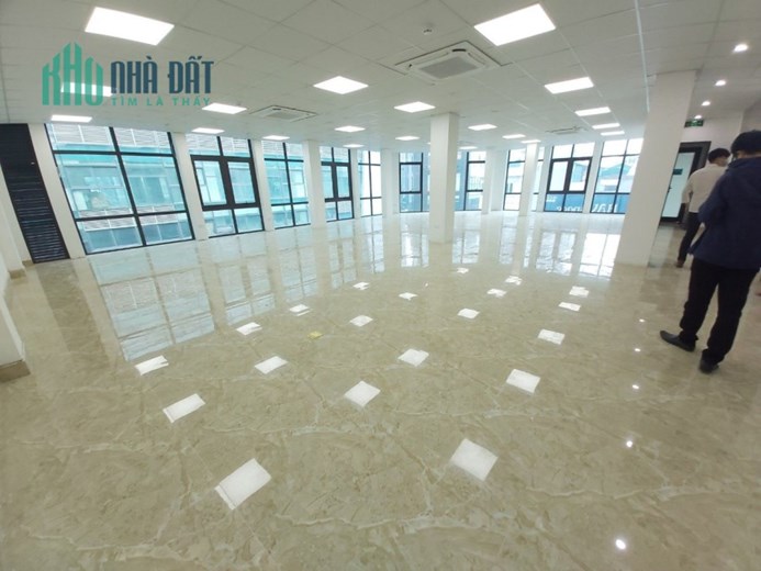 Bán tòa 9 tầng mặt phố Đặng Tiến Đông, Đống Đa, vị trí đẹp, có hầm, 228m , mt 8.8m, 96 tỷ.