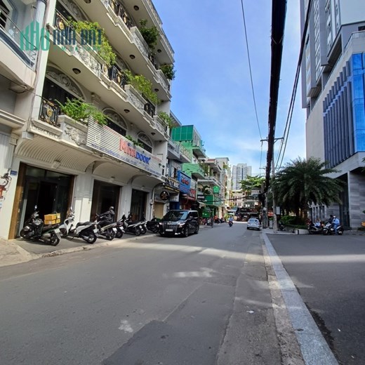 Nhà ngộp NH, RẤT GẤP BÁN  HXH Thành Thái, 54m2, kinh doanh đỉnh, 4 lầu, Chỉ 4tỷ5