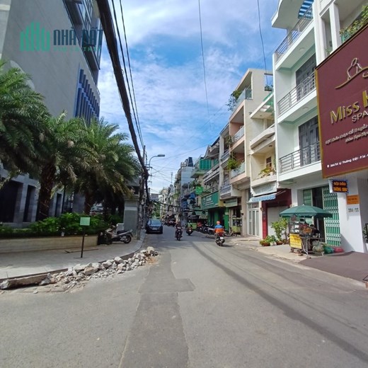 Nhà ngộp NH, RẤT GẤP BÁN  HXH Thành Thái, 54m2, kinh doanh đỉnh, 4 lầu, Chỉ 4tỷ5