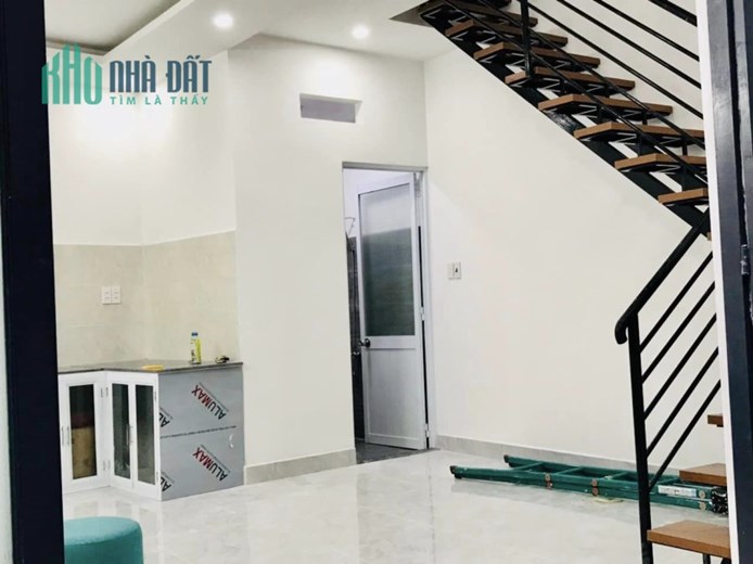 BÁN NHÀ HẺM ĐƯỜNG SỐ 2, P3,GV DT32M2 GIÁ 2TY45 CÒN TL