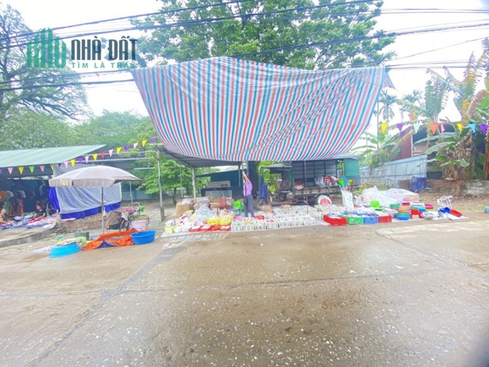 HÀNG HIẾM KINH DOANH BẤT CHẤP  sổ đỏ cất két diện tích 58,2m
 mặt tiền + hậu 5m
 vị trí kinh doanh