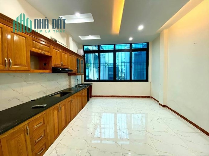 BÁN GẤP 41M2 KHƯƠNG HẠ, THANH XU N, 5 TẦNG, MT 4M, Ô TÔ TRÁNH, KD NHỈNH 8 TỶ.