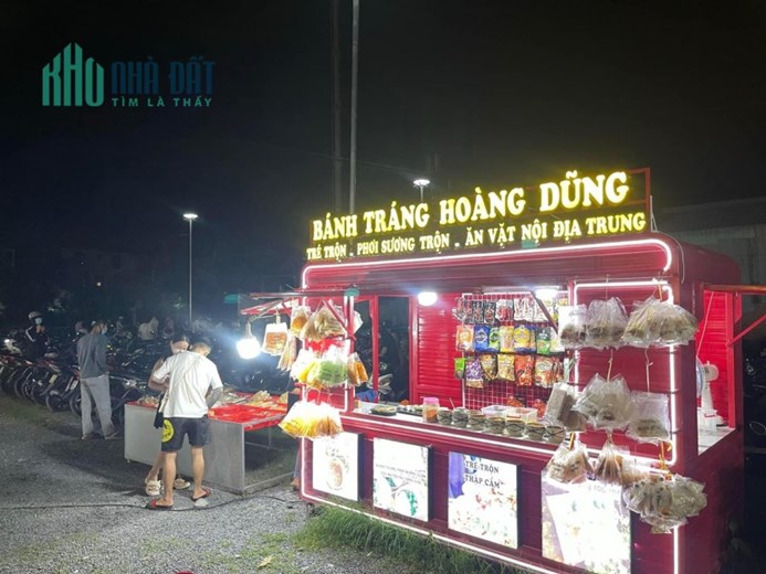 Do nhân viên hay nghỉ + với không quản lý xuể Em cần sang lại mb luôn kiot to bề ngang 3m