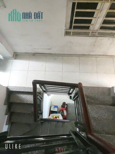CHÀO GỌI CÁC NHÀ ĐT- LỢI NHUẬN CAO - QUẬN 10 - DT LỚN - GIÁ TIỀN NHỎ 4TỶ6 - 5PN