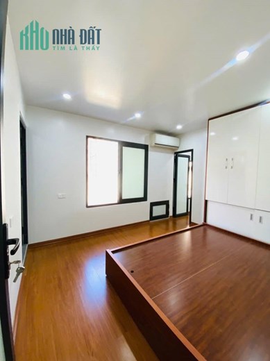 💥Mới đẹp Tập thể Thành Công 110m2, 3PN, Ô tô đỗ dưới, tiện ích VIP, 2.55 tỷ💥