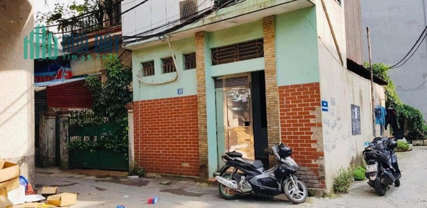 Bán Nhà Ngõ 26 Hoàng Quốc Việt 66,3m2 x 3 tầng, căn góc 2 mặt tiền ô tô đỗ cửa vào nhà, đầu tư xây