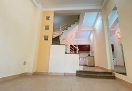 BÁN NHÀ ĐỖ XUÂN HỢP - PHƯỚC BÌNH - HẺM Ô TÔ - 2 TẦNG 36M2 - ĐẦY ĐỦ TIỆN ÍCH