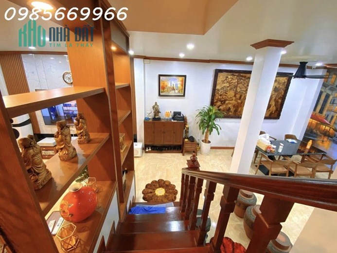 Phân lô ViP Nguyễn Khánh Toàn 60m - 12 tỷ , Vỉa hè To