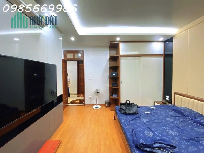 Phân lô ViP Nguyễn Khánh Toàn 60m - 12 tỷ , Vỉa hè To