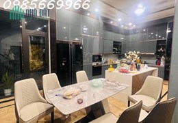 Bán nhà phân lô Vip Nguyễn Phong Sắc kéo dài 60m- 12 tỷ , Vỉa hè to