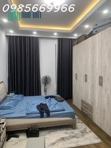 Bán nhà phân lô Vip Nguyễn Phong Sắc kéo dài 60m- 12 tỷ , Vỉa hè to