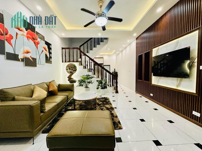 Cực rẻ! Kim ngưu,nhà mới đẹp long lanh.45m2. 4 tầng, MT 4,3m. chưa đến 5 tỷ