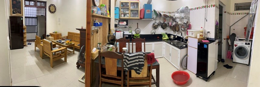 Bán nhà sau mặt đường Thư Trung, diện tích 77m 2 ngủ GIÁ 3.3 tỉ, sân cổng