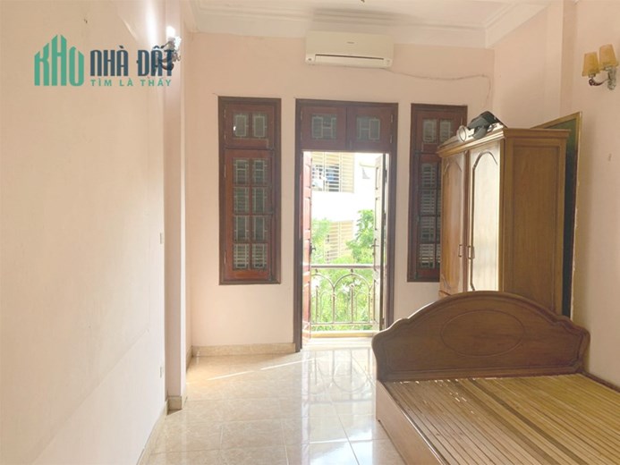 Bán nhà riêng NGUYỄN PHONG SẮC - CẦU GIẤY - 30M2 X 6 TẦNG - MT 3.7M VUÔNG ĐẸP - Ô TÔ TRÁNH - NHỈNH