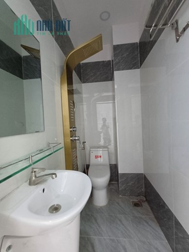 Bán Gấp nhà Hồ Văn Long ngay ngã tư Gò Mây HXH 40m2 ,4 TẦNG Giá 2 tỷ 78