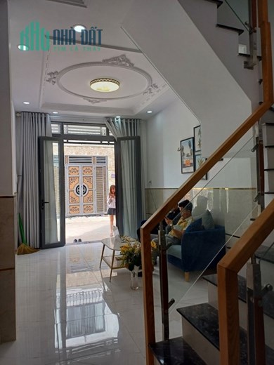 Bán Gấp nhà Hồ Văn Long ngay ngã tư Gò Mây HXH 40m2 ,4 TẦNG Giá 2 tỷ 78