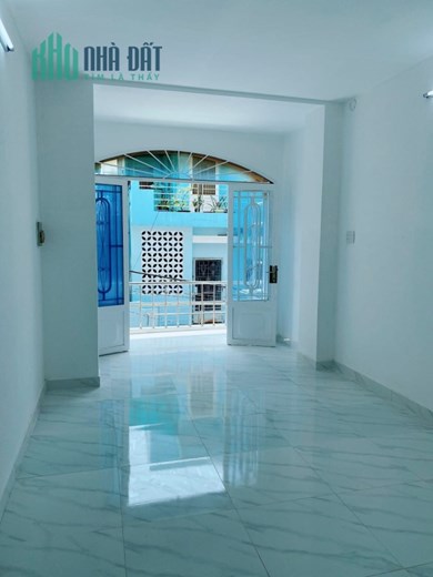 Bán nhà quận 10, đường Nguyễn Tiểu La, phường 8, 31.8m2, hẻm xe hơi, 7 tỷ
