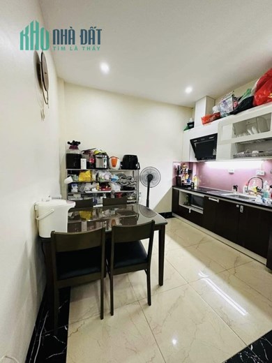 Bán nhà phố Yên Hòa, Cầu giấy, ô tô, kinh doanh 43m2, 5 tầng, Giá siêu rẻ.