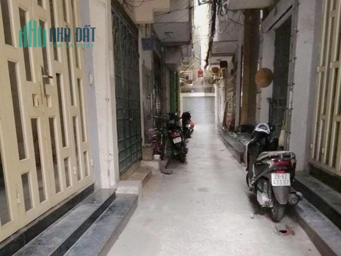 Nhà ở ngay CHÍNH KINH - THANH XUÂN -NỞ HẬU-  FULL NỘI THẤT - THOÁNG SÁNG- Nhỉnh 3 TỶ
