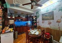 Bán nhà Trường Chinh quận Đống Đa  62m ngõ thông kinh doanh mặt tiền thoáng nhỉnh 4 tỷ  lh